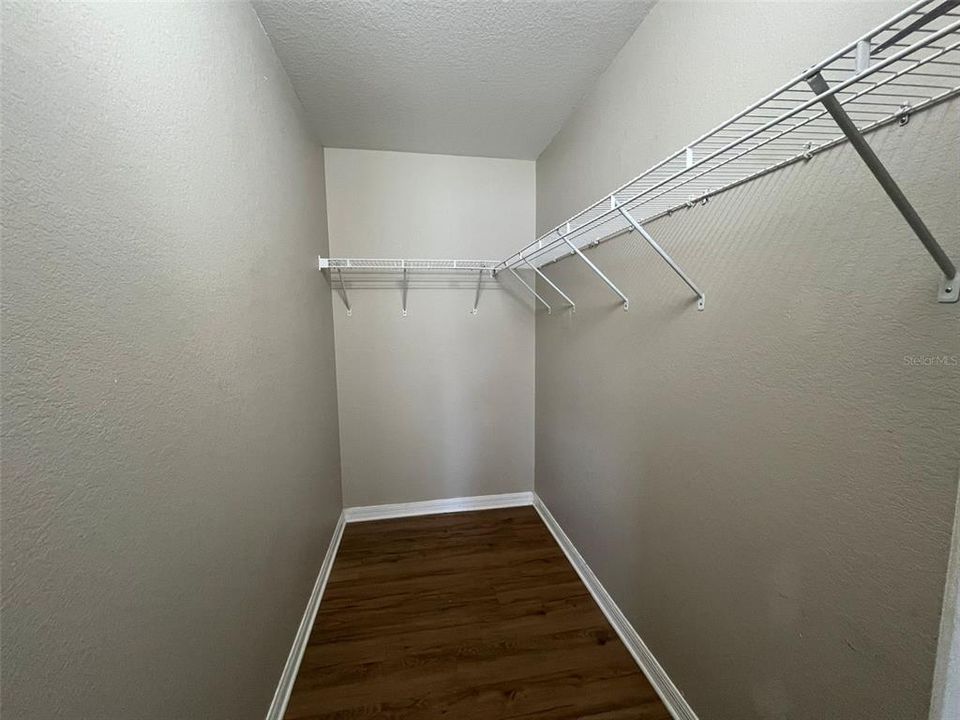 For Rent: $1,900 (3 beds, 2 baths, 1602 Square Feet)