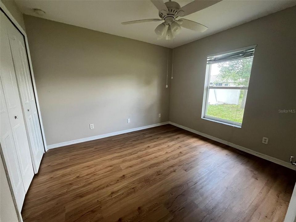 For Rent: $1,900 (3 beds, 2 baths, 1602 Square Feet)