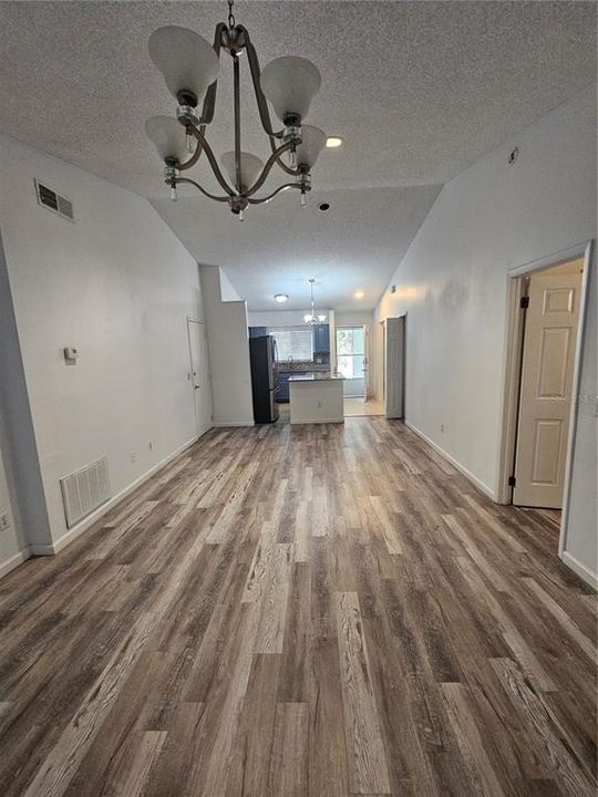 В аренду: $2,250 (3 спален, 2 ванн, 1113 Квадратных фут)