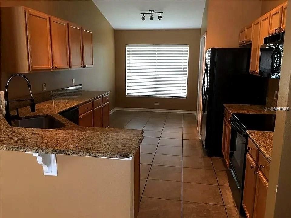 For Sale: $379,900 (4 beds, 2 baths, 1766 Square Feet)