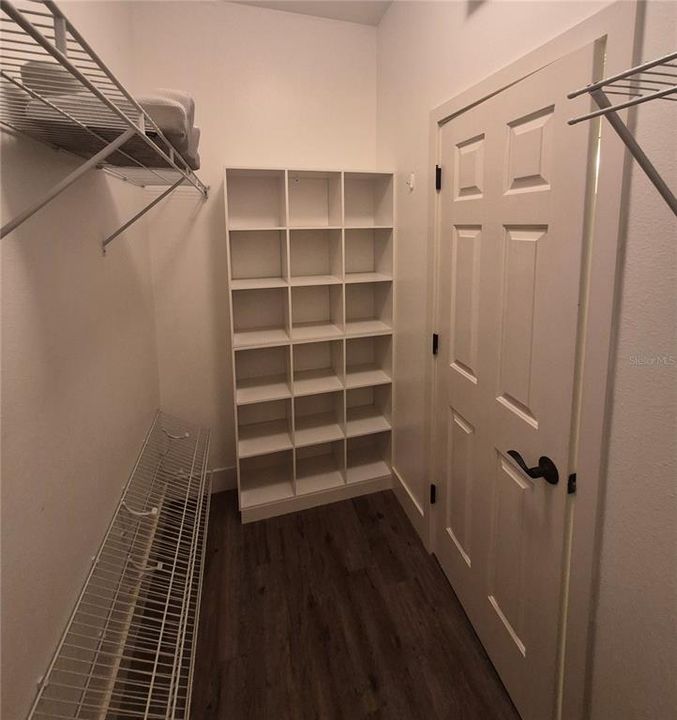 En Venta: $575,900 (6 camas, 4 baños, 3062 Pies cuadrados)