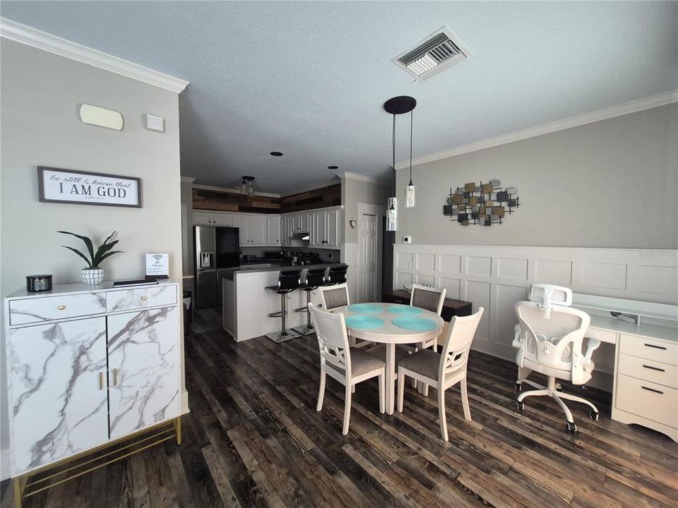 En Venta: $575,900 (6 camas, 4 baños, 3062 Pies cuadrados)