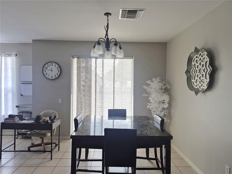 En Venta: $575,900 (6 camas, 4 baños, 3062 Pies cuadrados)