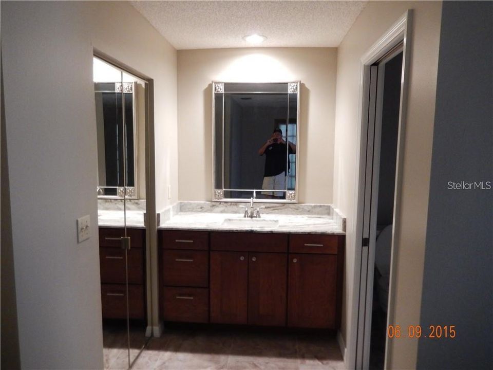 В аренду: $2,400 (3 спален, 2 ванн, 1706 Квадратных фут)