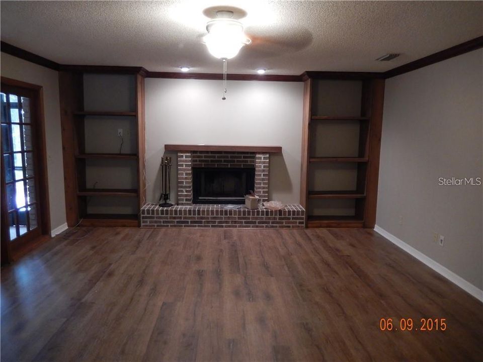 В аренду: $2,400 (3 спален, 2 ванн, 1706 Квадратных фут)