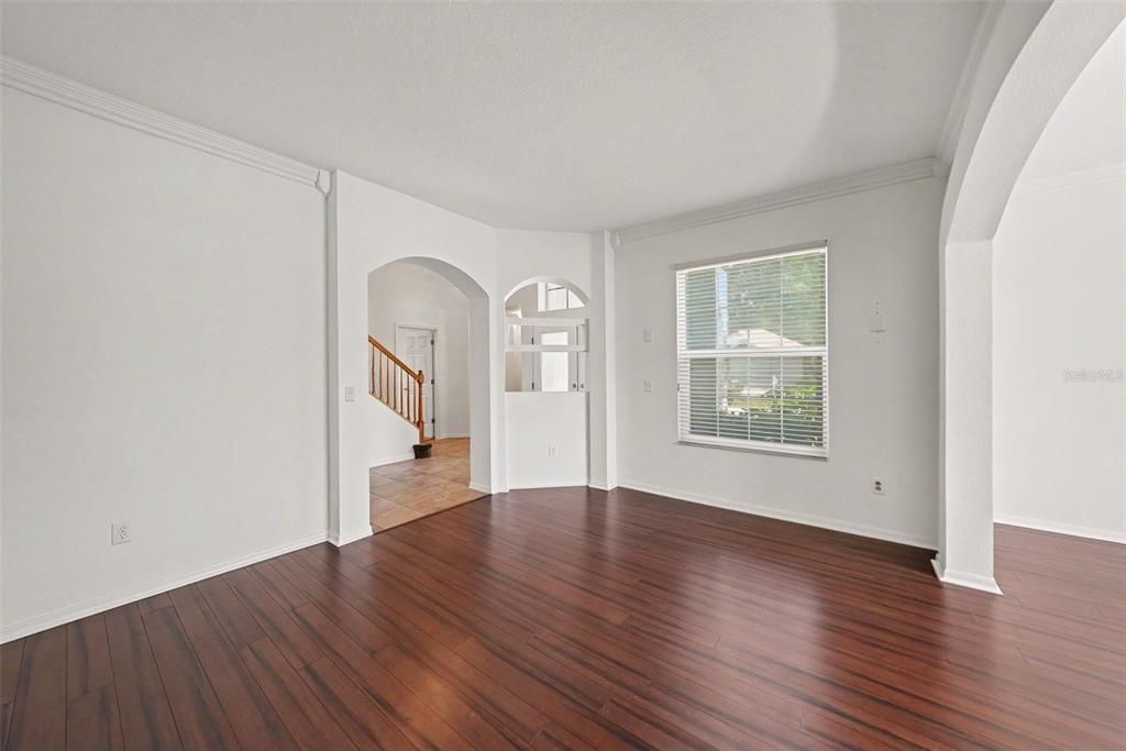 For Sale: $650,000 (5 beds, 2 baths, 3343 Square Feet)