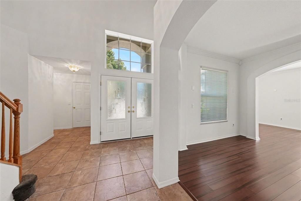 For Sale: $650,000 (5 beds, 2 baths, 3343 Square Feet)
