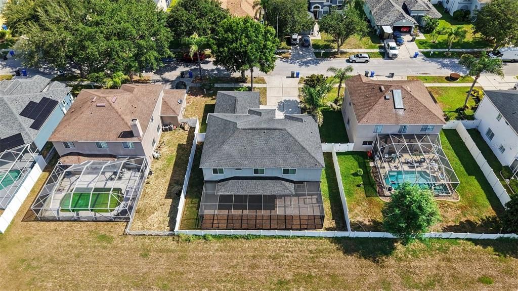 For Sale: $650,000 (5 beds, 2 baths, 3343 Square Feet)