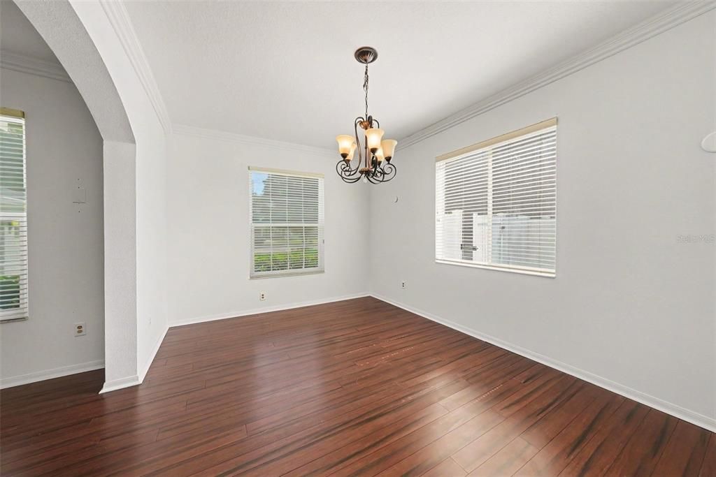 For Sale: $650,000 (5 beds, 2 baths, 3343 Square Feet)