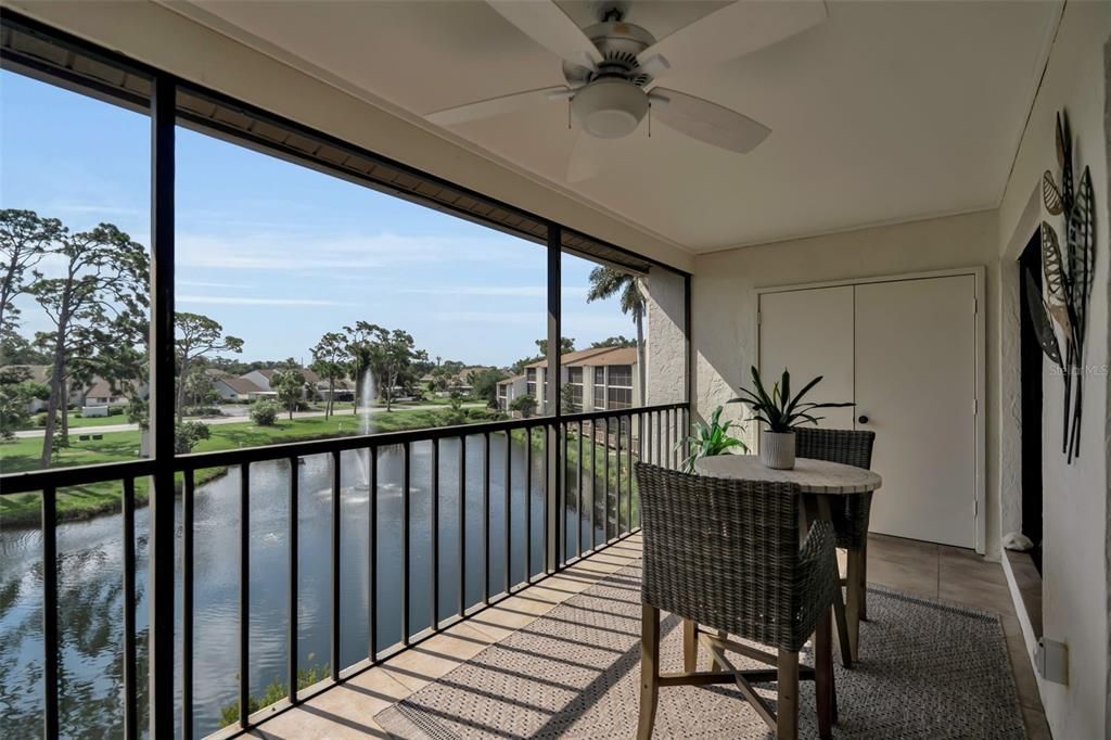 For Sale: $210,000 (1 beds, 1 baths, 763 Square Feet)
