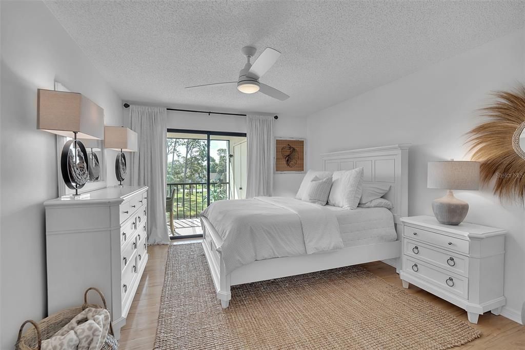 For Sale: $210,000 (1 beds, 1 baths, 763 Square Feet)