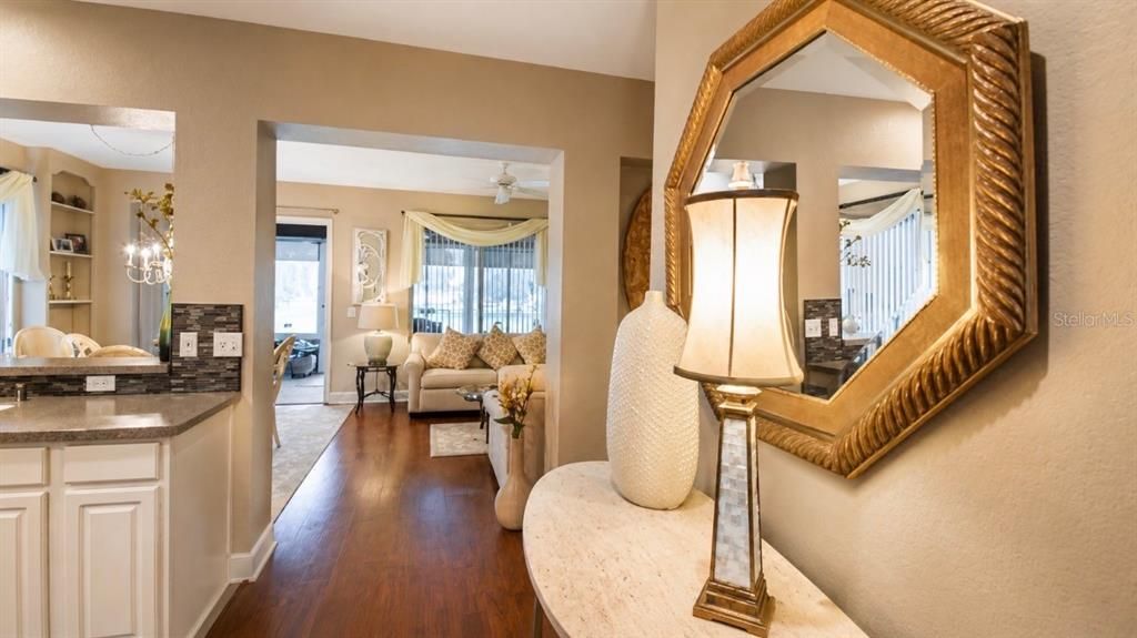For Sale: $309,900 (2 beds, 2 baths, 1498 Square Feet)