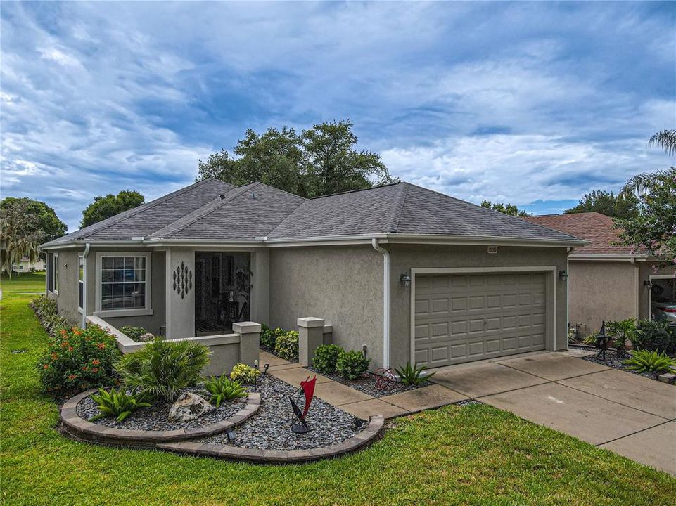 For Sale: $309,900 (2 beds, 2 baths, 1498 Square Feet)