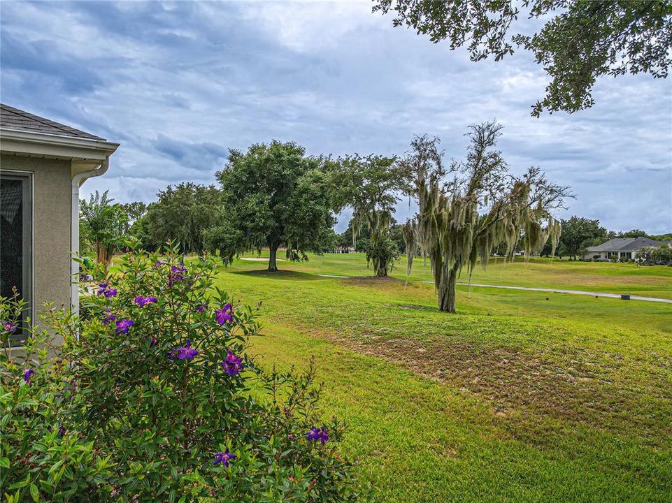 For Sale: $309,900 (2 beds, 2 baths, 1498 Square Feet)