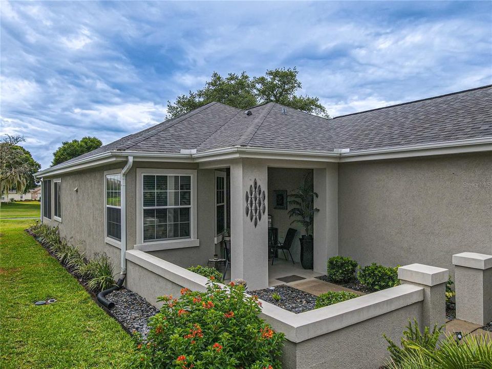 For Sale: $309,900 (2 beds, 2 baths, 1498 Square Feet)