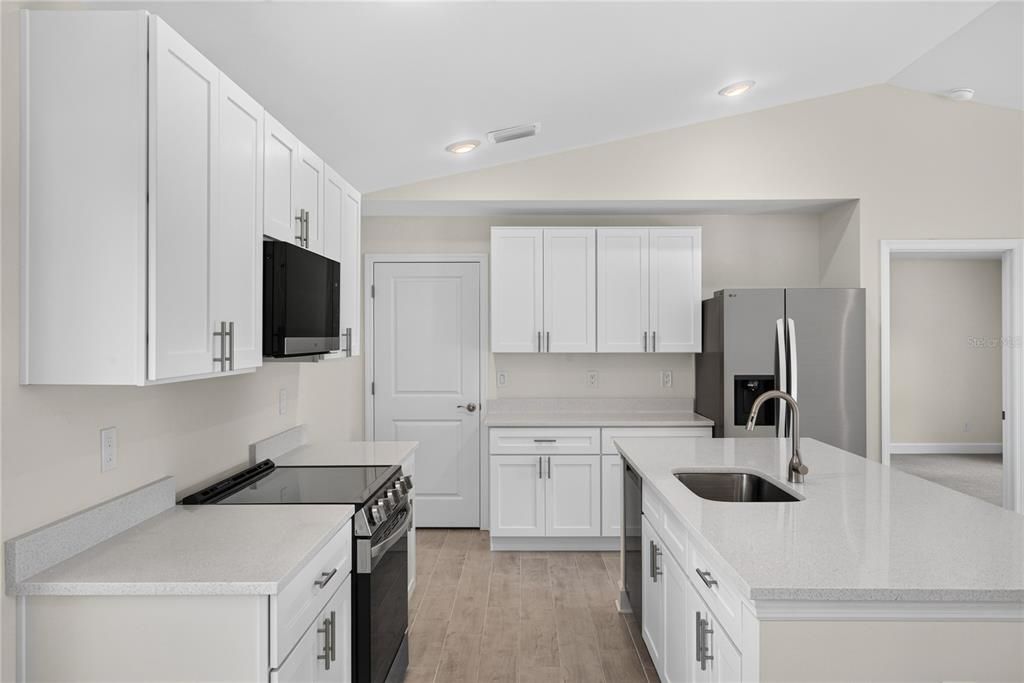 En Venta: $284,900 (3 camas, 2 baños, 1333 Pies cuadrados)