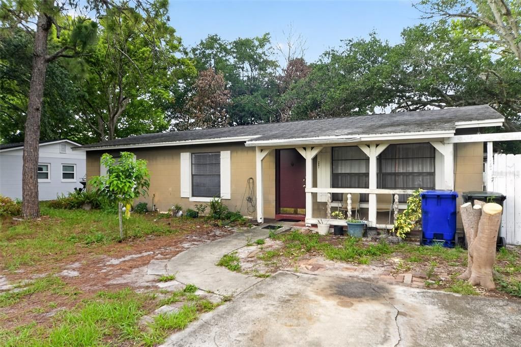 For Sale: $260,000 (3 beds, 1 baths, 1250 Square Feet)