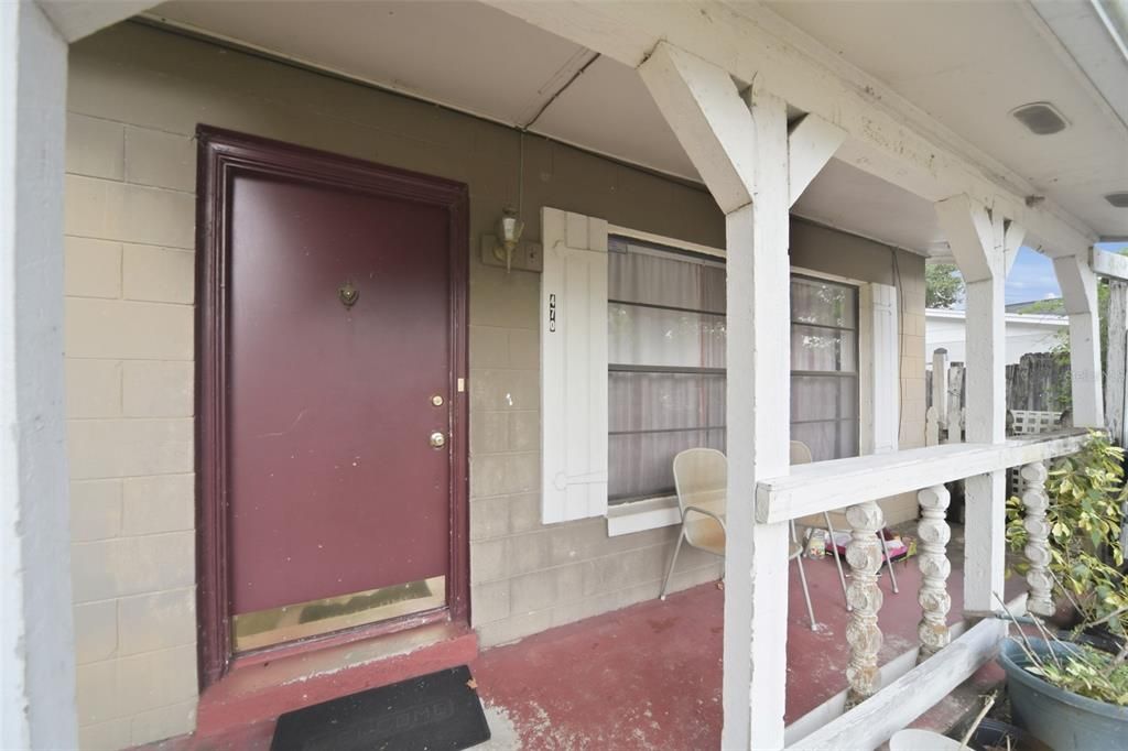 For Sale: $260,000 (3 beds, 1 baths, 1250 Square Feet)