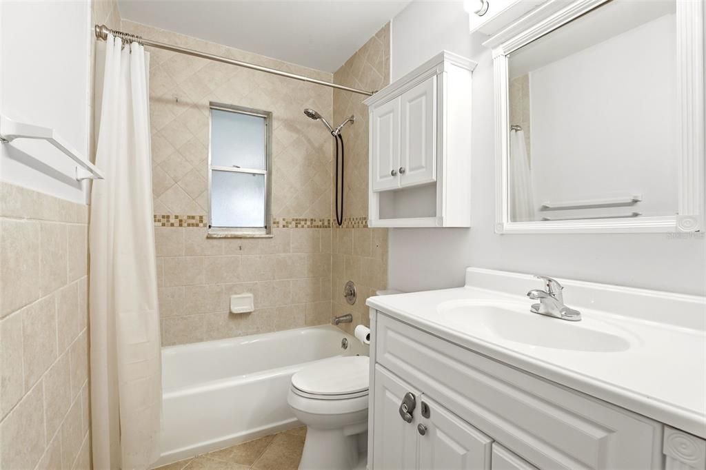 For Sale: $334,990 (3 beds, 2 baths, 1134 Square Feet)