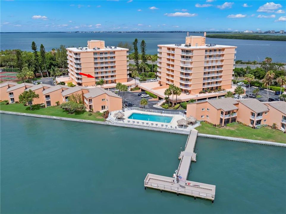 На продажу: $265,000 (2 спален, 2 ванн, 1100 Квадратных фут)