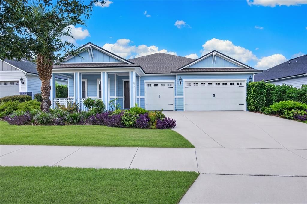 For Sale: $669,000 (4 beds, 3 baths, 2650 Square Feet)