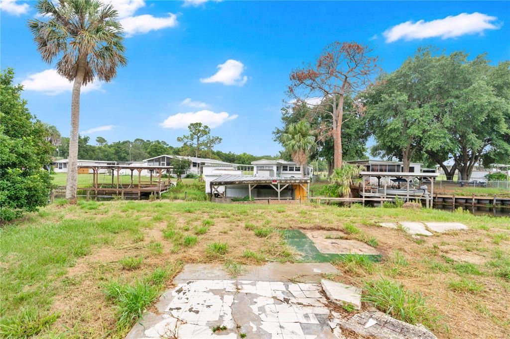 На продажу: $295,000 (0.20 acres)