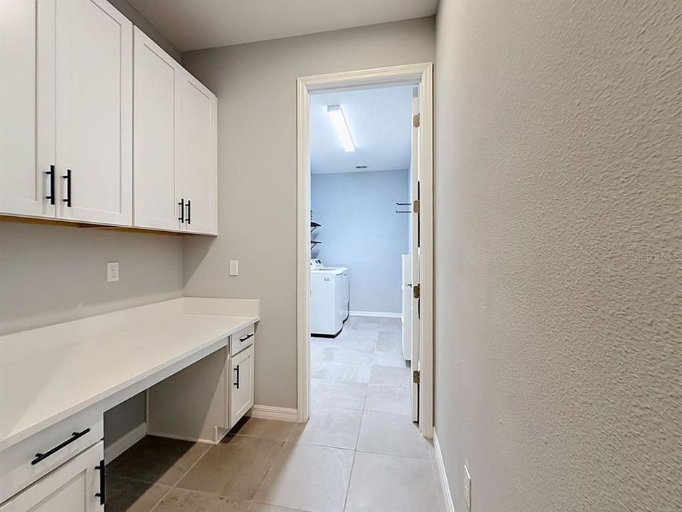 For Sale: $725,000 (4 beds, 3 baths, 2741 Square Feet)