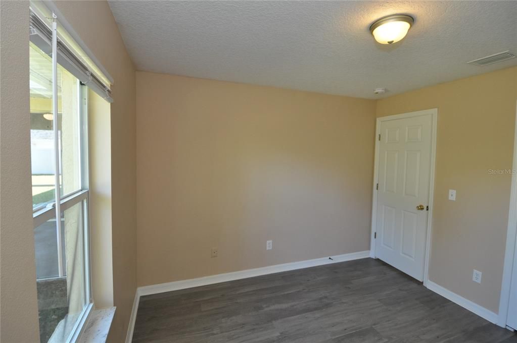 For Rent: $1,850 (3 beds, 2 baths, 1205 Square Feet)
