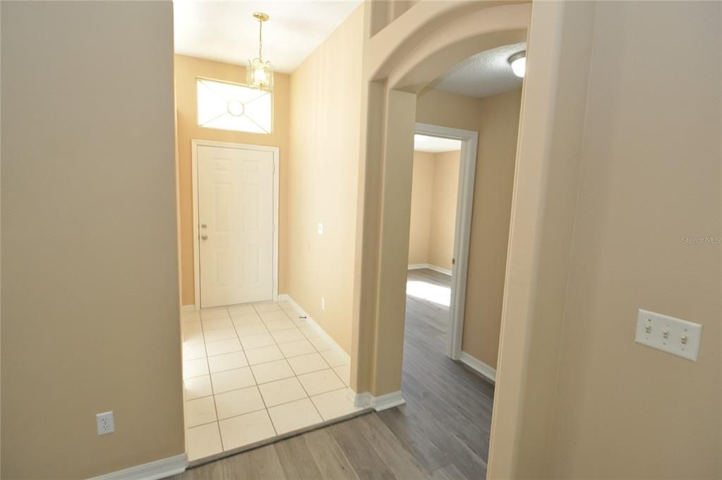 For Rent: $1,850 (3 beds, 2 baths, 1205 Square Feet)