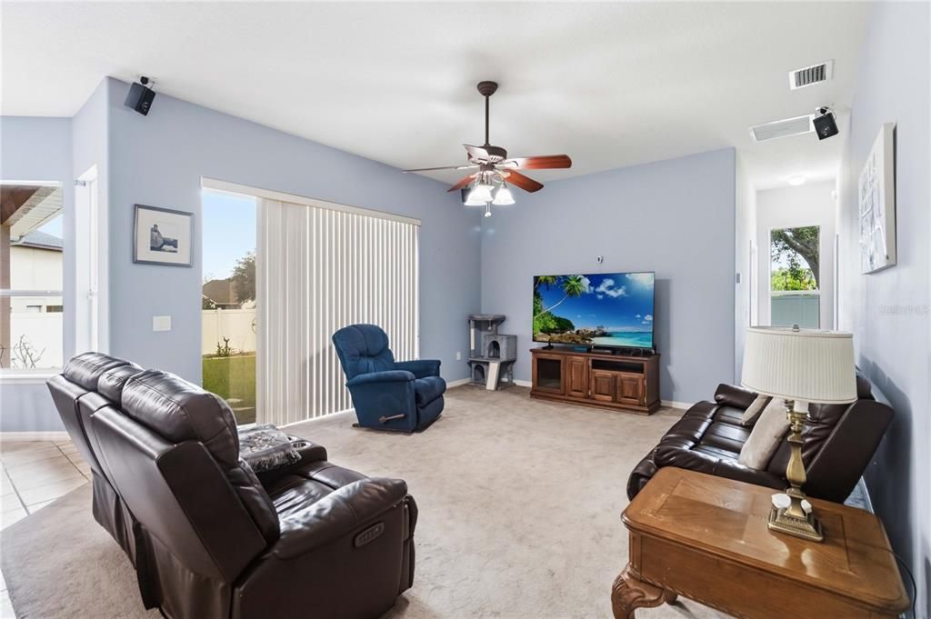 For Sale: $600,000 (4 beds, 3 baths, 2967 Square Feet)