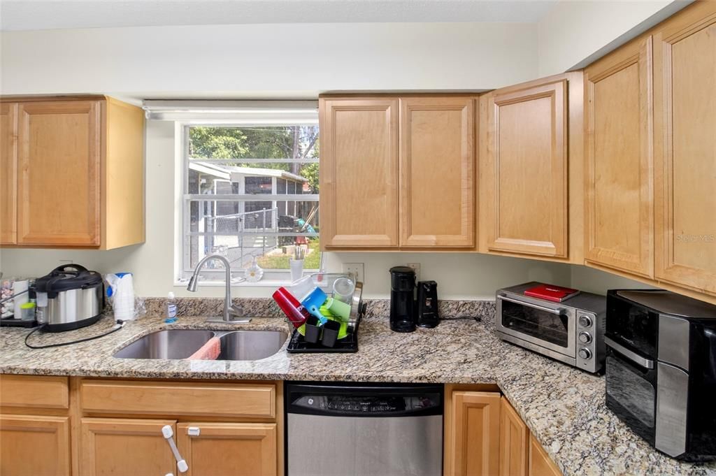 En Venta: $365,000 (3 camas, 2 baños, 1316 Pies cuadrados)