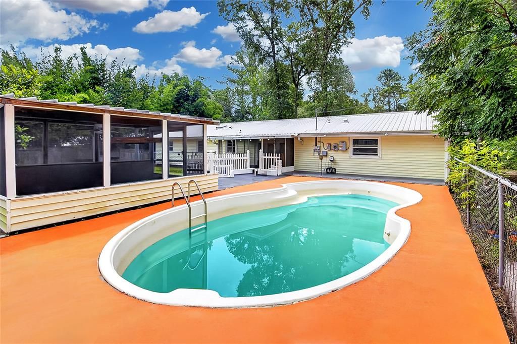 En Venta: $365,000 (3 camas, 2 baños, 1316 Pies cuadrados)