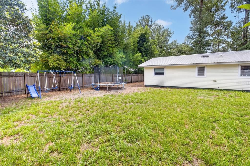 En Venta: $365,000 (3 camas, 2 baños, 1316 Pies cuadrados)