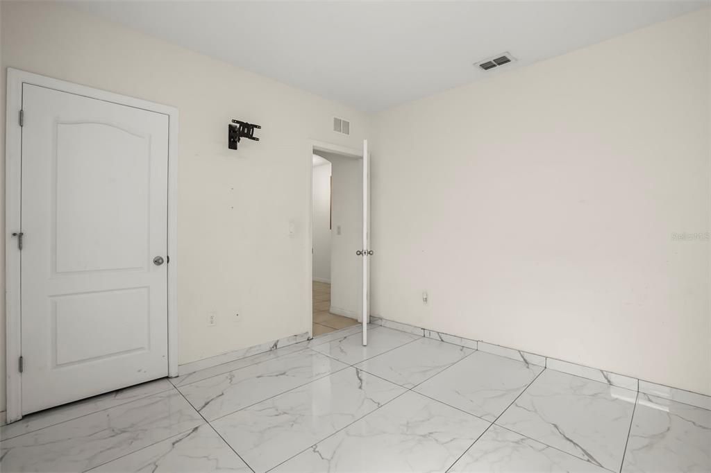 В аренду: $2,500 (3 спален, 2 ванн, 1672 Квадратных фут)