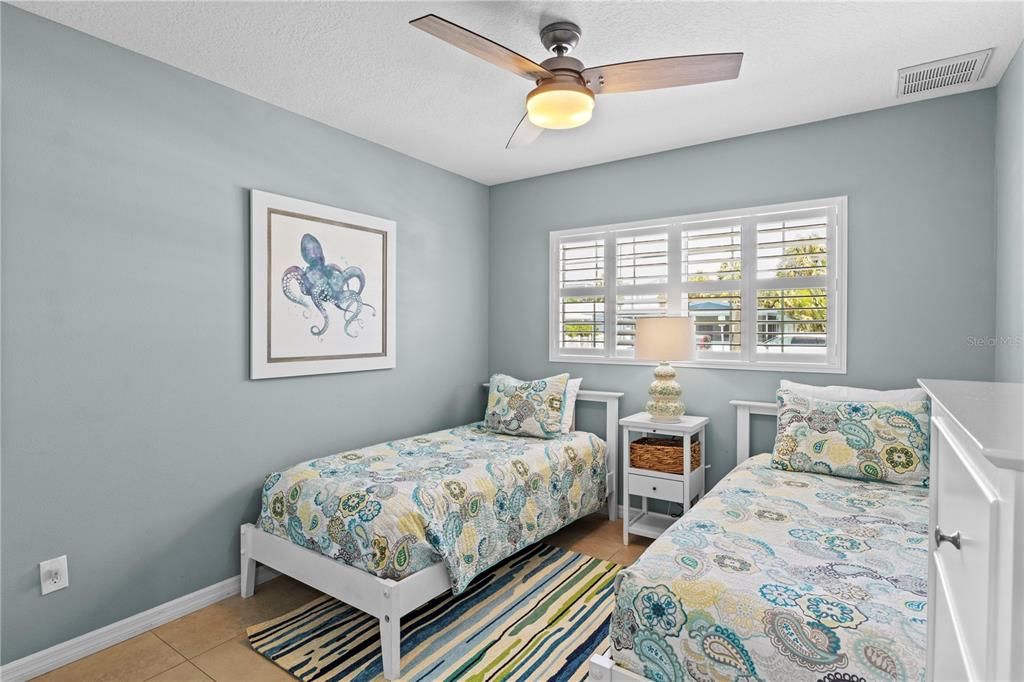 For Sale: $2,495,000 (4 beds, 3 baths, 1640 Square Feet)