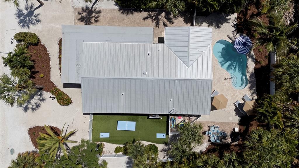 For Sale: $2,495,000 (4 beds, 3 baths, 1640 Square Feet)