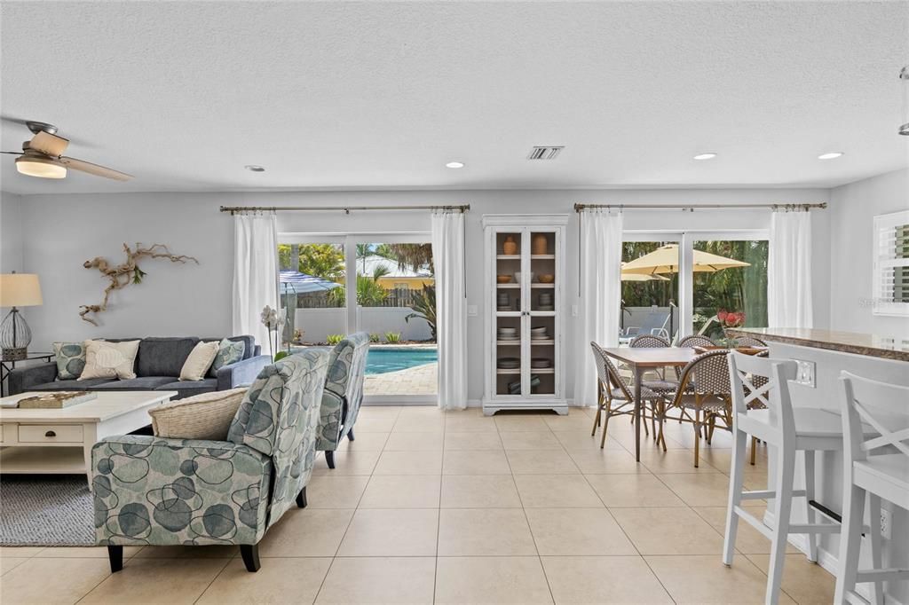 For Sale: $2,495,000 (4 beds, 3 baths, 1640 Square Feet)