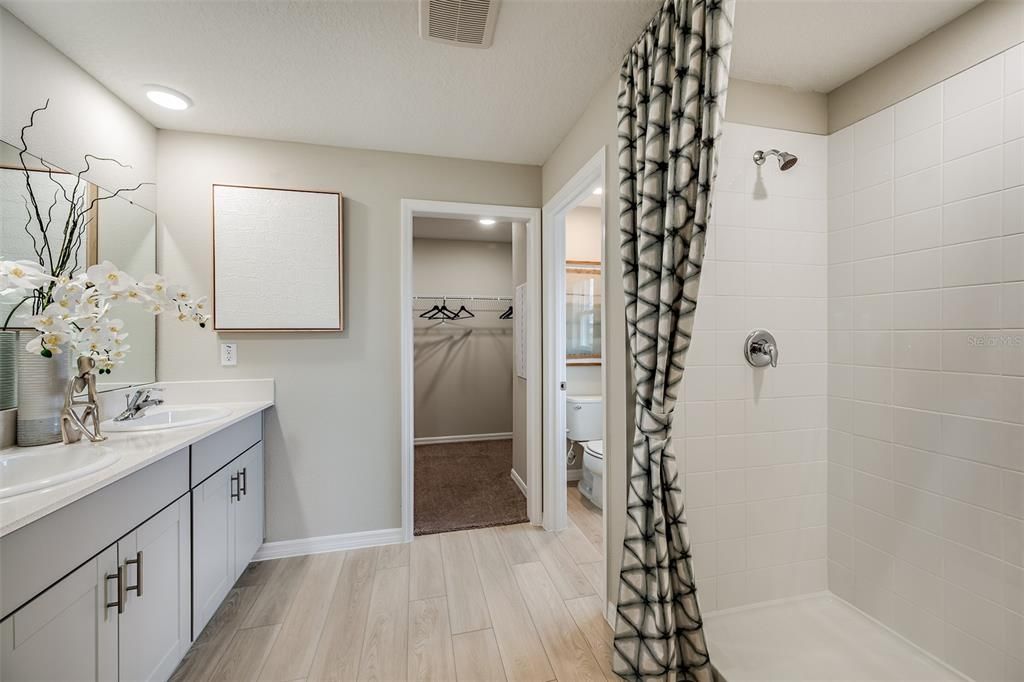 For Sale: $346,731 (4 beds, 2 baths, 1850 Square Feet)