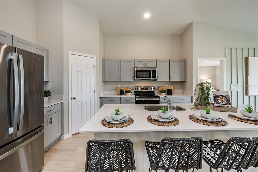 For Sale: $346,731 (4 beds, 2 baths, 1850 Square Feet)