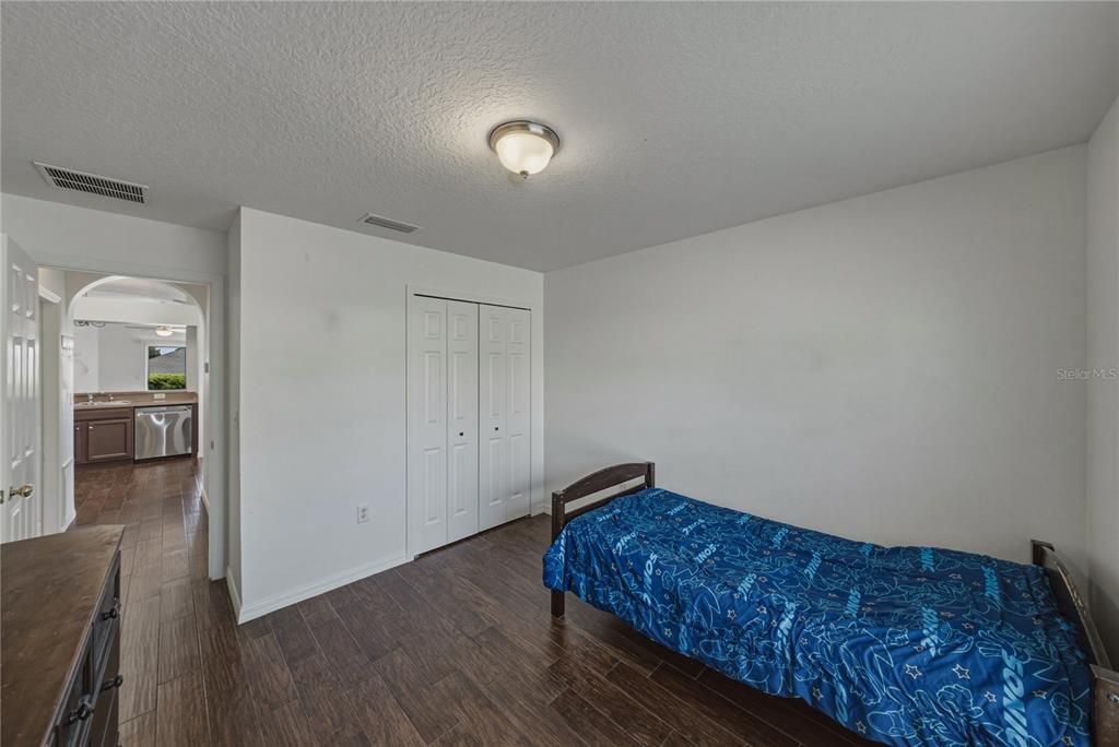For Sale: $290,000 (3 beds, 2 baths, 1350 Square Feet)
