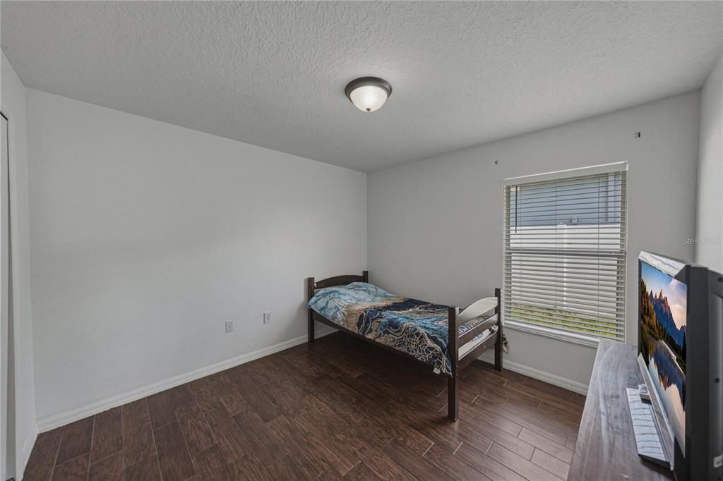 For Sale: $290,000 (3 beds, 2 baths, 1350 Square Feet)