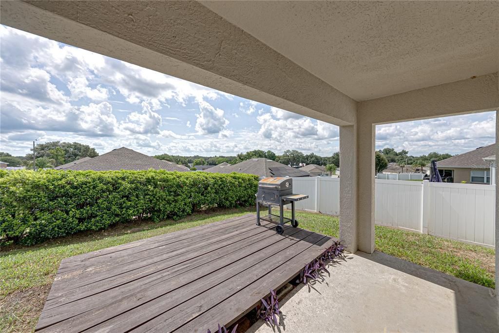 For Sale: $290,000 (3 beds, 2 baths, 1350 Square Feet)