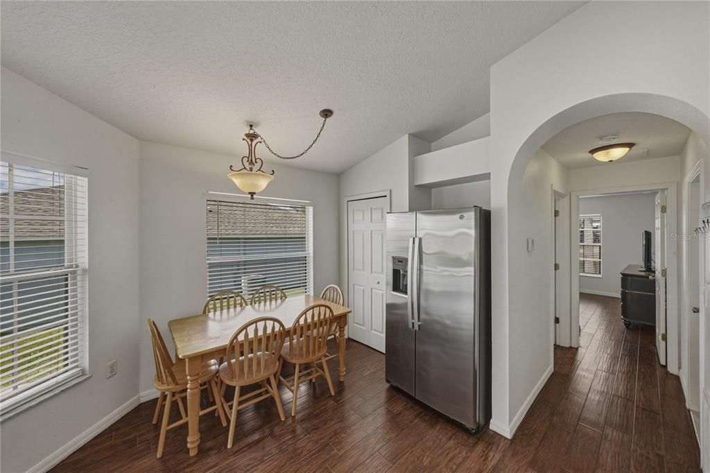 For Sale: $290,000 (3 beds, 2 baths, 1350 Square Feet)