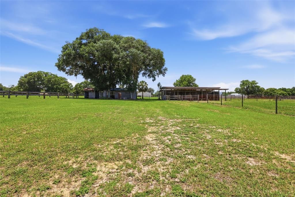 For Sale: $779,000 (2 beds, 2 baths, 1490 Square Feet)