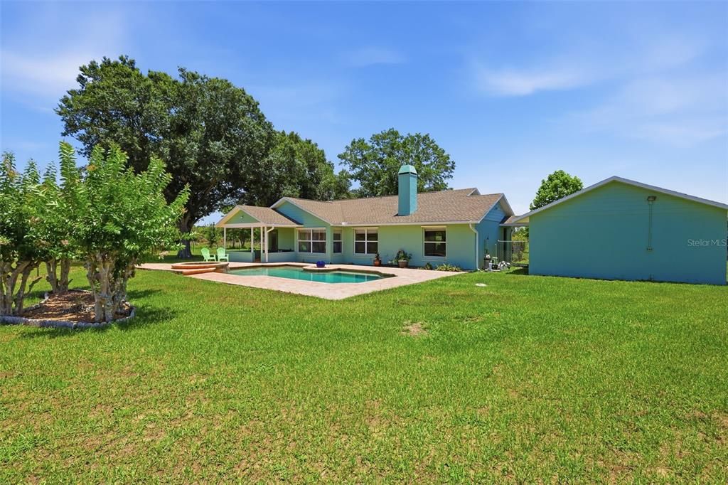 For Sale: $779,000 (2 beds, 2 baths, 1490 Square Feet)