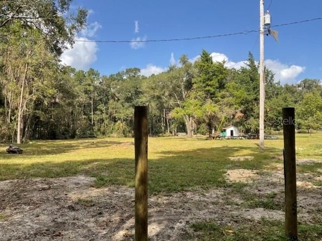 待售: $195,000 (2.27 acres)