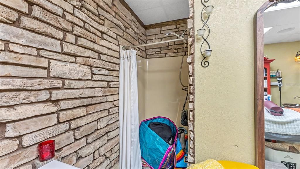 En Venta: $500,000 (0 camas, 0 baños, 1700 Pies cuadrados)