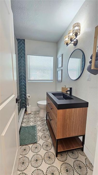For Sale: $395,000 (2 beds, 2 baths, 970 Square Feet)