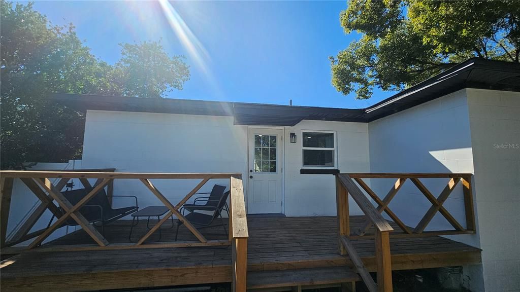 For Sale: $395,000 (2 beds, 2 baths, 970 Square Feet)