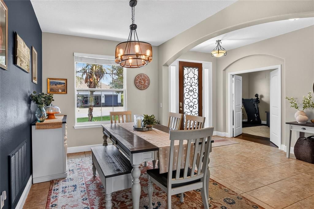 For Sale: $409,900 (4 beds, 2 baths, 2486 Square Feet)